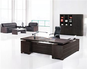 成品辦公家具好還是定制辦公家具好？怎么選？